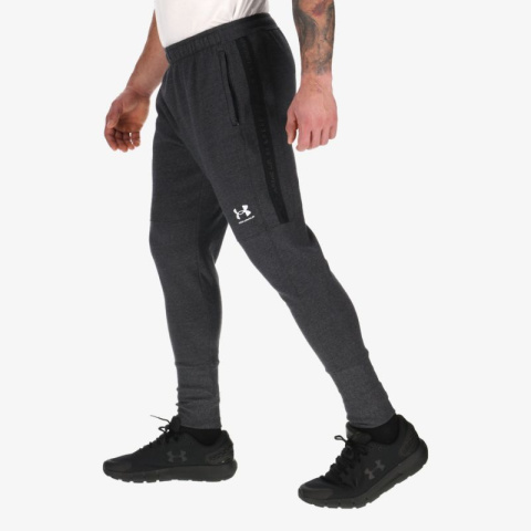 SPODNIE MĘSKIE UNDER ARMOUR Acceler 1356770-001 XL SPODNIE MĘSKIE UNDER ARMOUR Acceler 1356770-001 XL