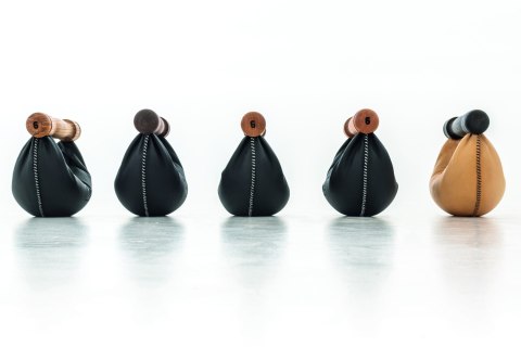 Hantle NOHrD SwingBell 2-8 Kg z tablicą Board Oxbridge Wiśnia Skóra Hantle NOHrD SwingBell 2-8 Kg z tablicą Board Oxbridge Wiśnia Skóra