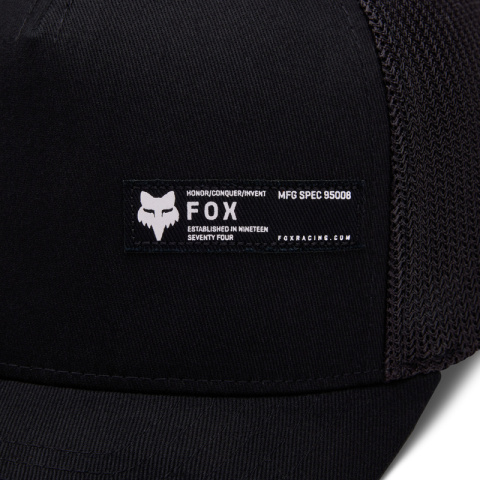 CZAPKA Z DASZKIEM FOX BARGE FLEXFIT HAT BLACK S/M CZAPKA Z DASZKIEM FOX BARGE FLEXFIT HAT BLACK S/M