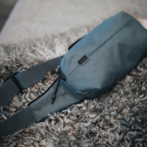 Thule Aion sling bag - BLACK Thule Aion sling bag - BLACK