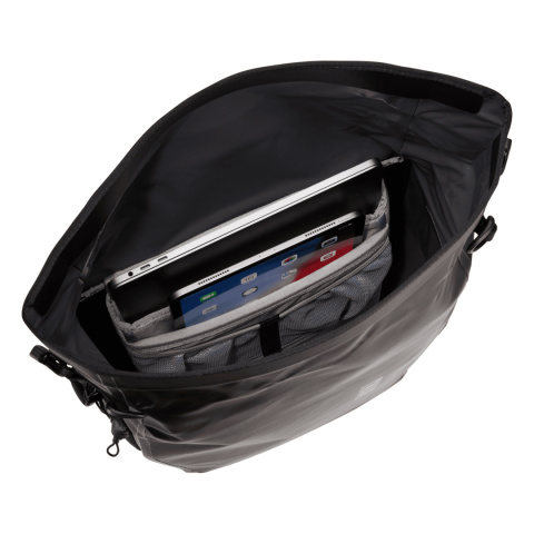 Thule Shield Pannier 17L Black Thule Shield Pannier 17L Black