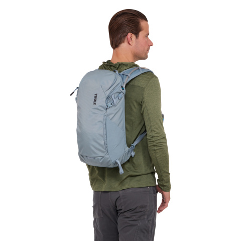 Thule AllTrail hydration pack 16L Pond Thule AllTrail hydration pack 16L Pond