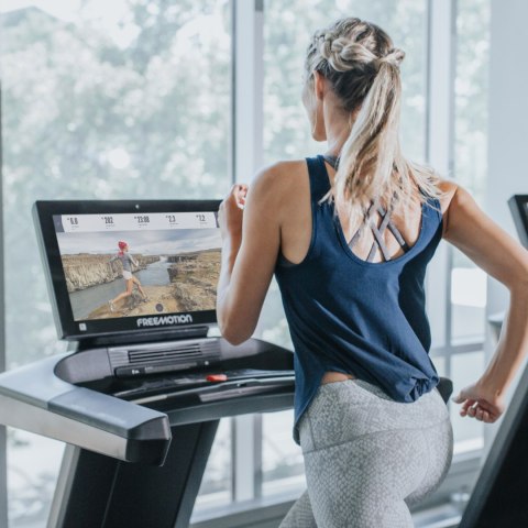 FREEMOTION BIEŻNIA ELEKTRYCZNA REFLEX™ t22.9 FREEMOTION BIEŻNIA ELEKTRYCZNA REFLEX™ t22.9