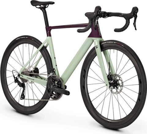 Rower szosowy FOCUS Izalco Max 8.8 aero purple, rozmiar M Rower szosowy FOCUS Izalco Max 8.8 aero purple, rozmiar M