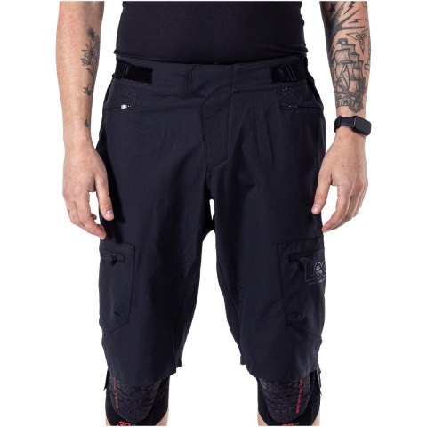 Spodenki rowerowe LEATT Shorts MTB Enduro 2.0 (czarny, L) Spodenki rowerowe LEATT Shorts MTB Enduro 2.0 (czarny, L)
