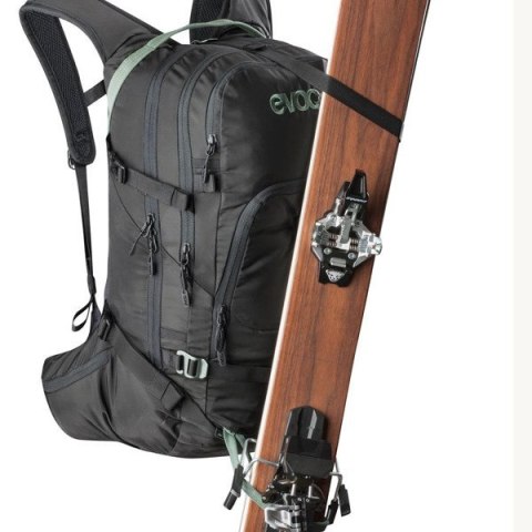PLECAK EVOC LINE HEATHER LIGHT OLIVE 18L PLECAK EVOC LINE HEATHER LIGHT OLIVE 18L