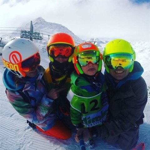 Kask narciarski dla dzieci NEON HERO PLUS fioletowy XXS Kask narciarski dla dzieci NEON HERO PLUS fioletowy XXS