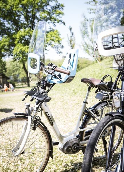 Fotelik rowerowy Bobike ONE mini snow white Fotelik rowerowy Bobike ONE mini snow white